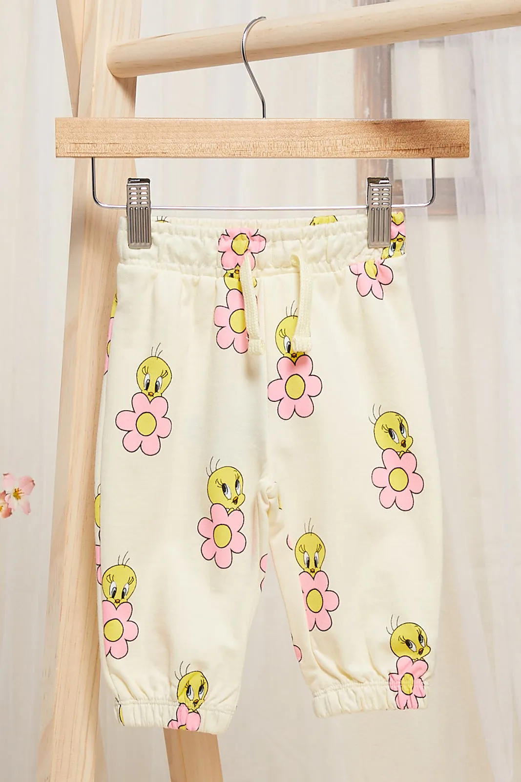 Infant Girls Yellow Tweety Printed Active Pants